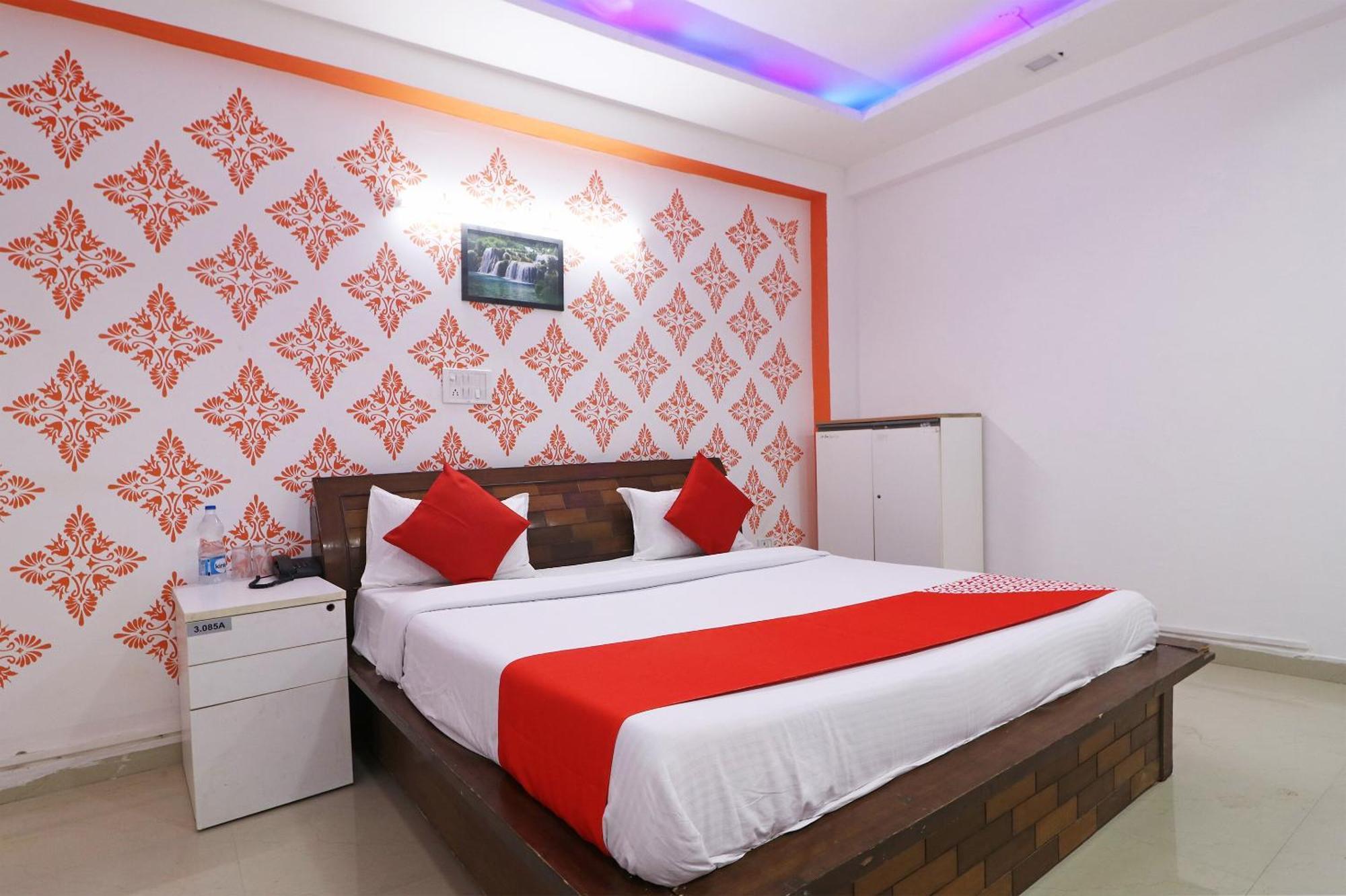 Hotel O Aaradhya Residency Noida Dış mekan fotoğraf