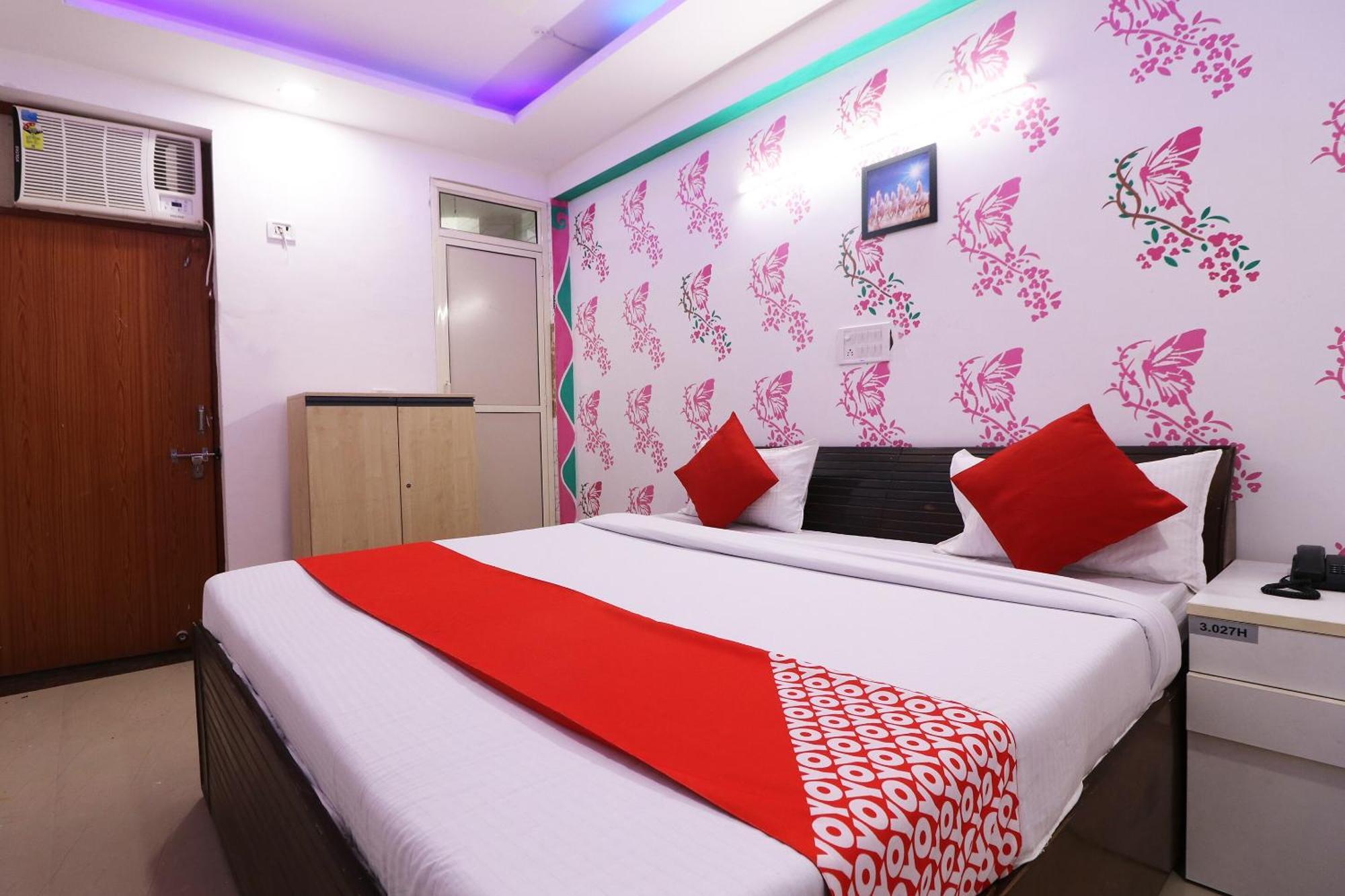 Hotel O Aaradhya Residency Noida Dış mekan fotoğraf