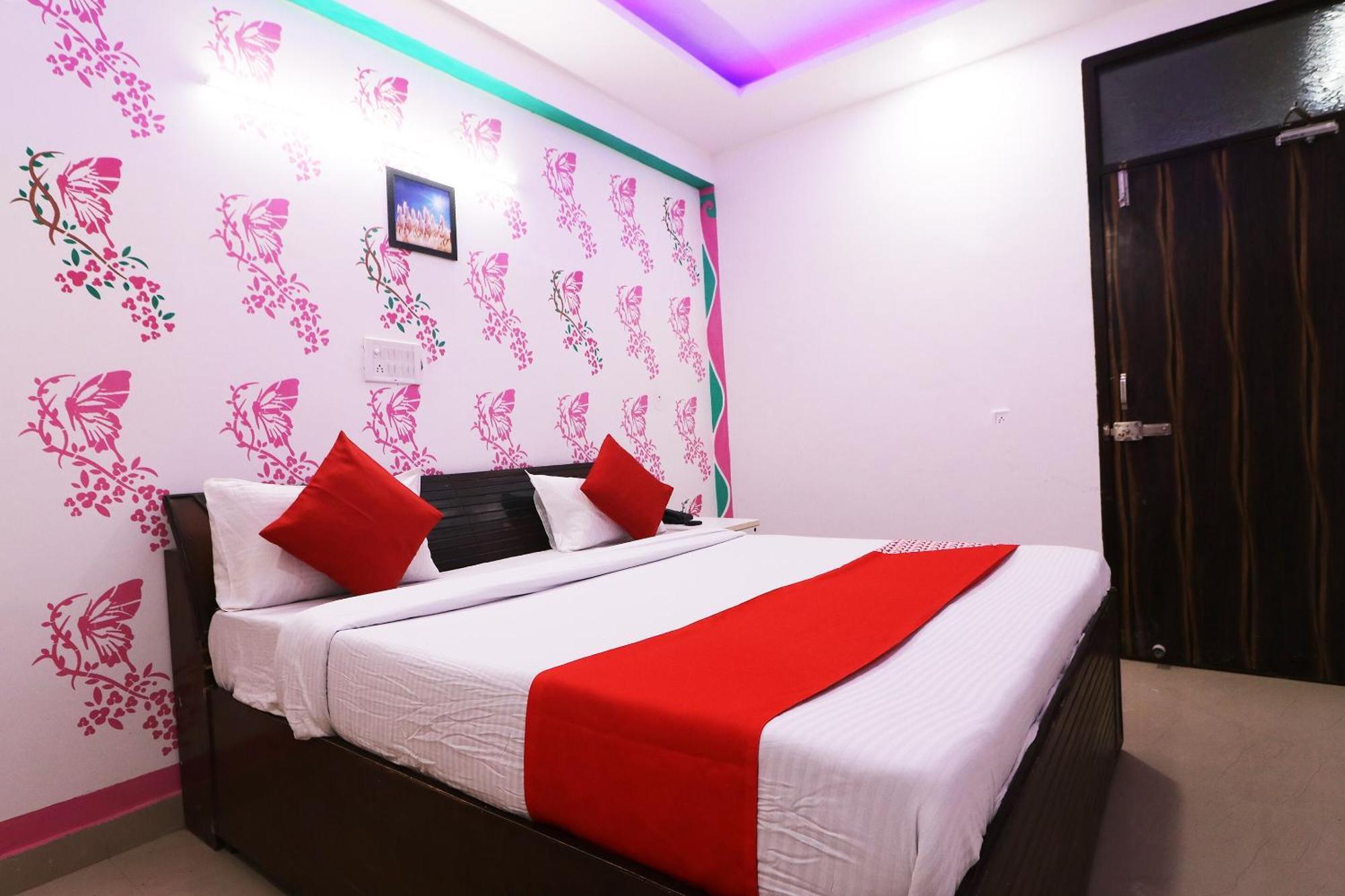 Hotel O Aaradhya Residency Noida Dış mekan fotoğraf